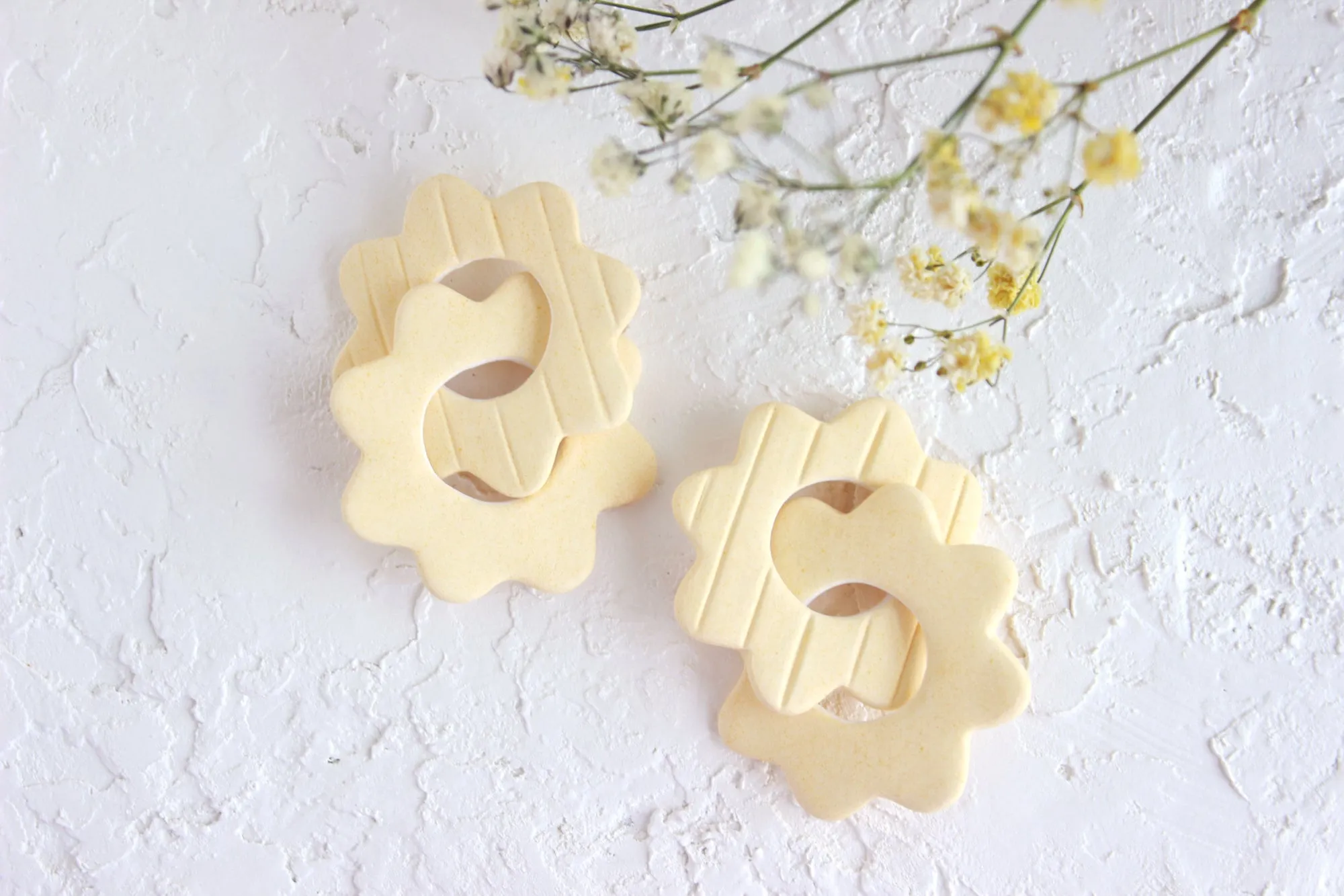 Yellow Striped Flower Link Earrings